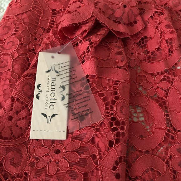 Nannete Lepore lace short sleeve tie back top - Picture 4 of 5